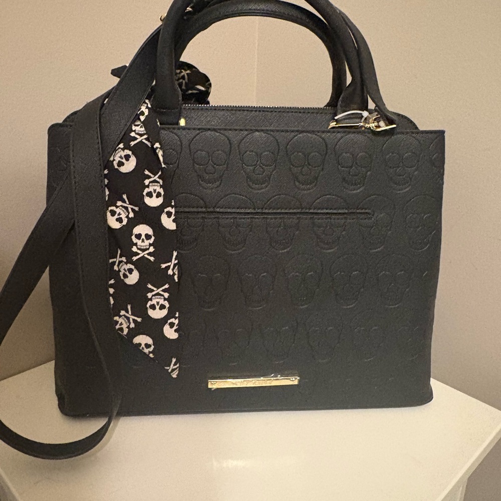 Large Betsey Johnson Skulltastic Satchel Purse
